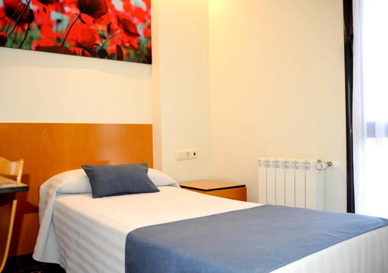 Hotel Aitana Irun Ngoại thất bức ảnh